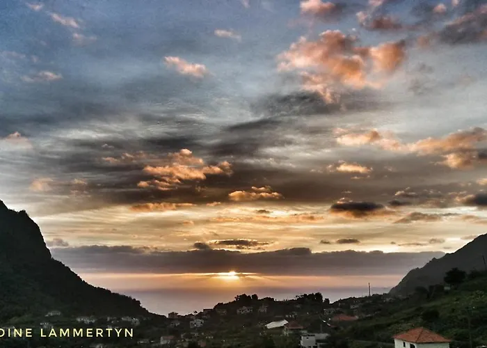 Séjour à la campagne La Maison Ziazen *